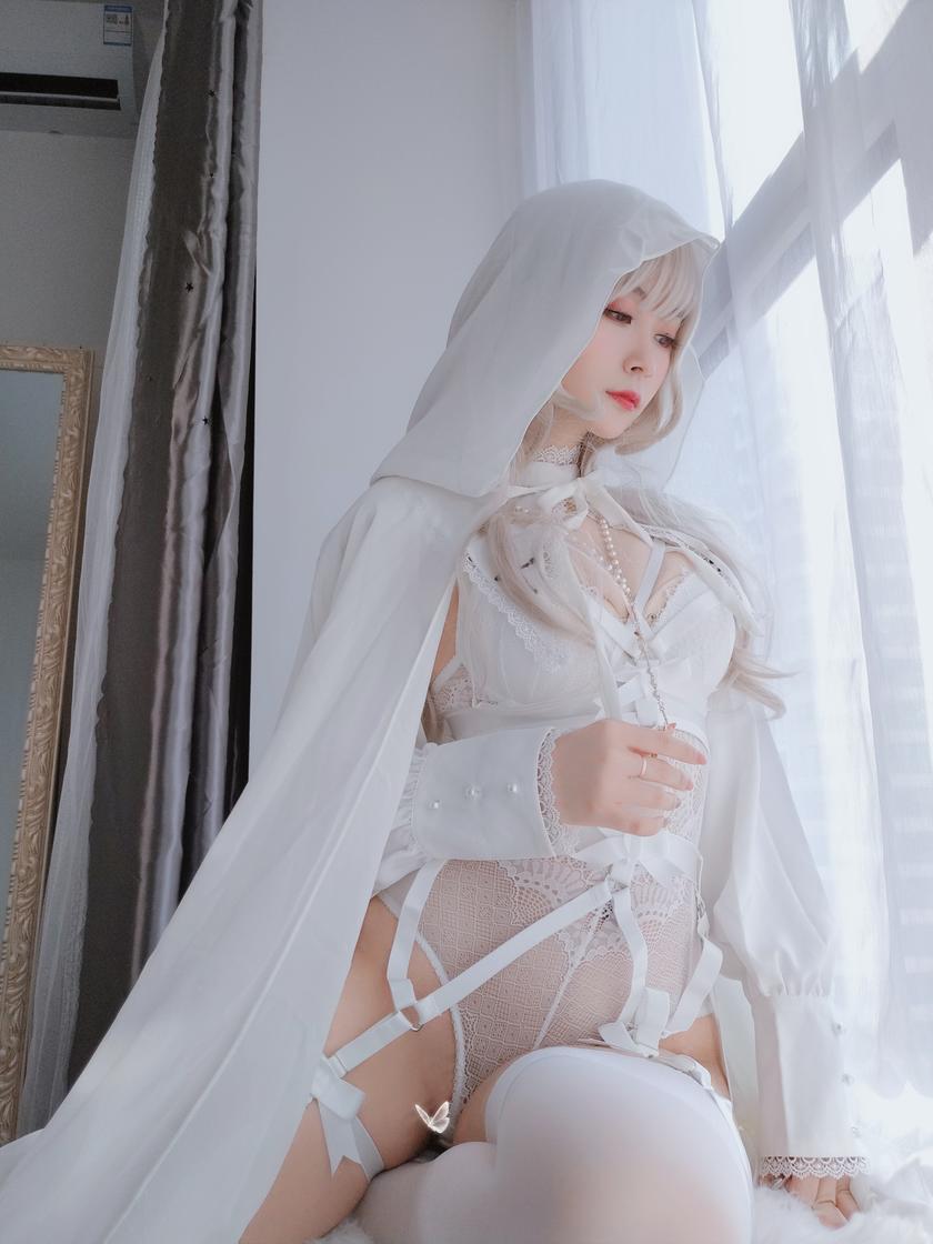 人气动漫Coser@白银81_ 纯白圣女 [56P/6V/264MB]