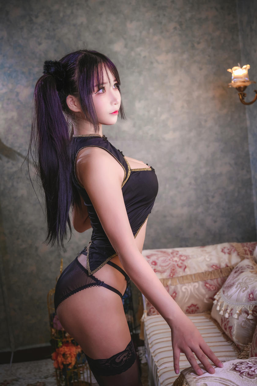 微博红人Coser@抱走莫子aa – 双马尾 [35P/701MB]