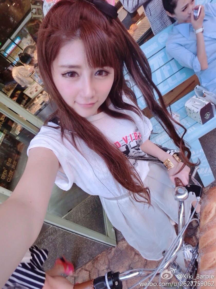 微女郎 Kiki_Barbie真人版芭比娃娃 微博全套图片打包下载